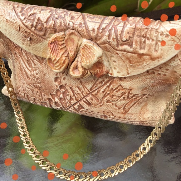 Pottery Purse - Picture 1 of 2
